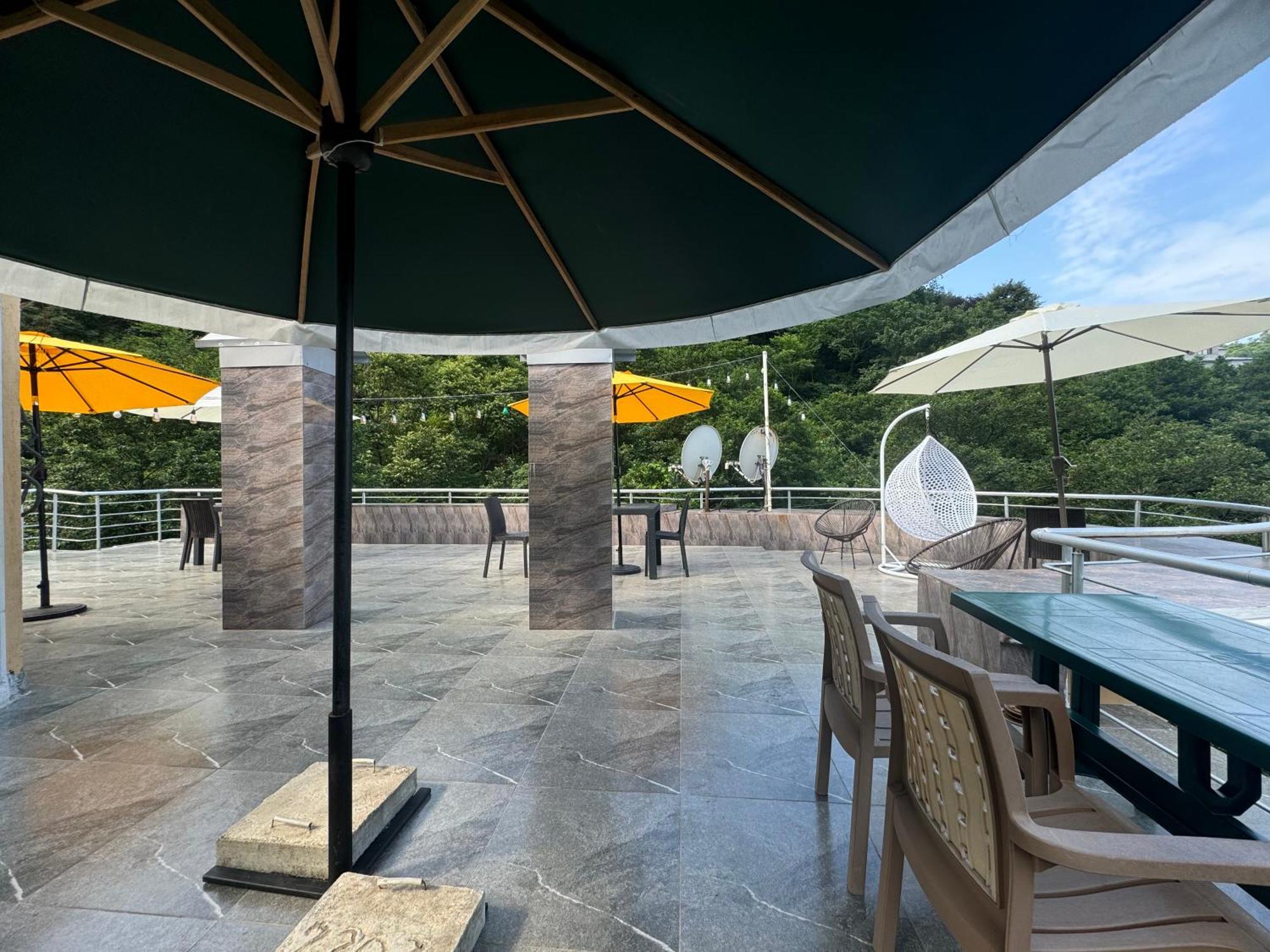 Royal House Villa ควาเรียที ภายนอก รูปภาพ